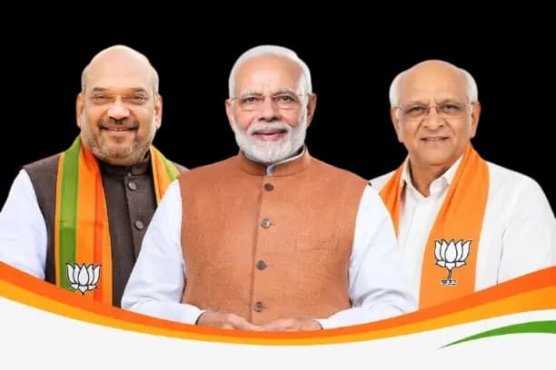 નરેન્દ્ર મોદી, અમિત શાહ અને ભૂપેન્દ્ર પટેલનું સંયુક્ત બેનર